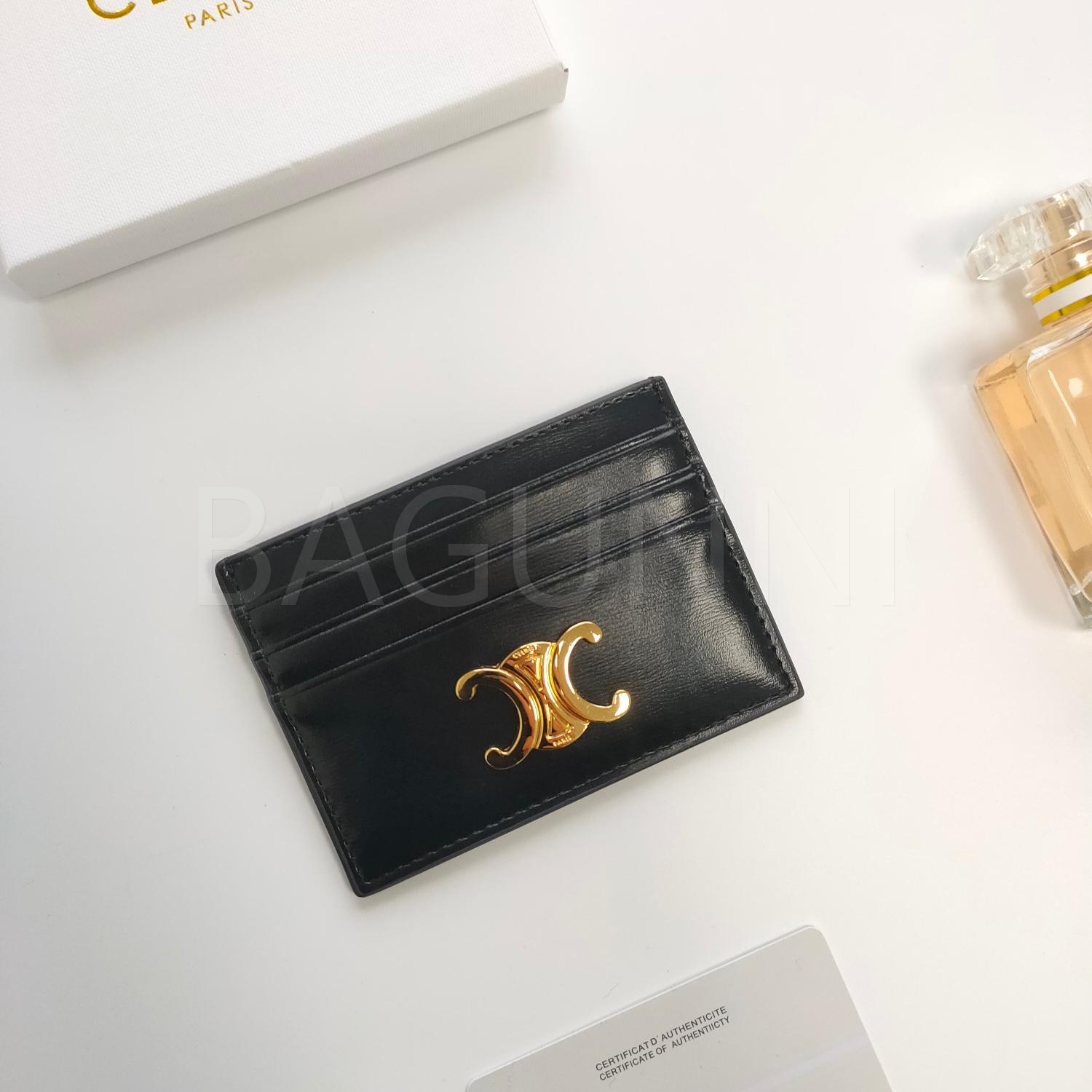 셀린느 플랩 카드지갑