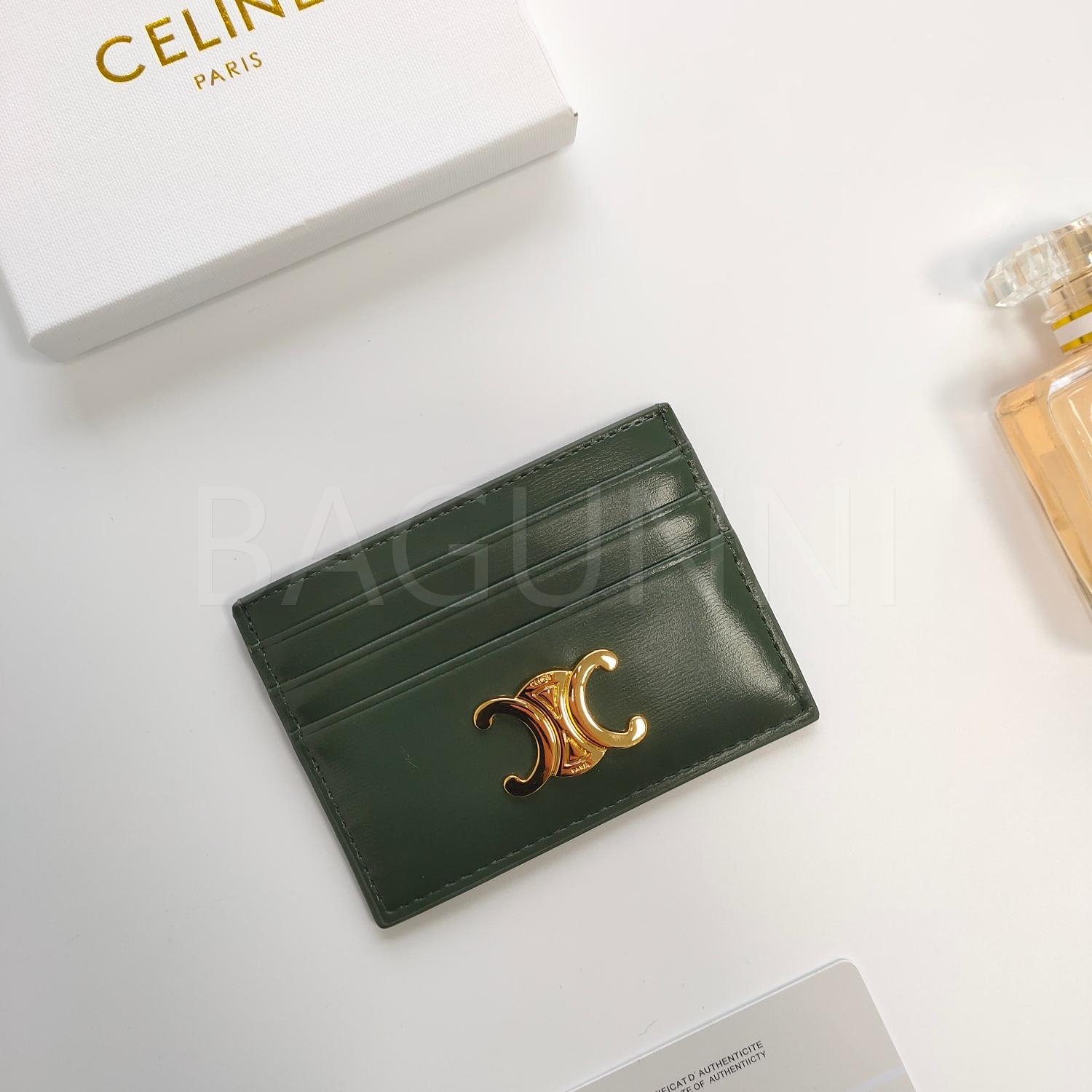 셀린느 플랩 카드지갑