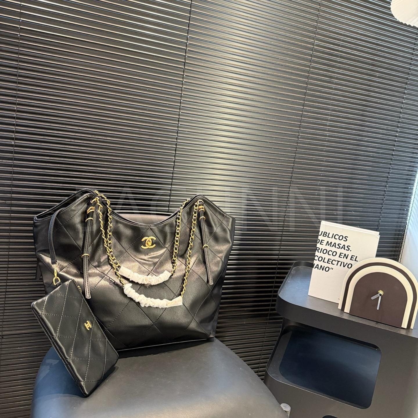 샤넬 체인 쇼퍼백