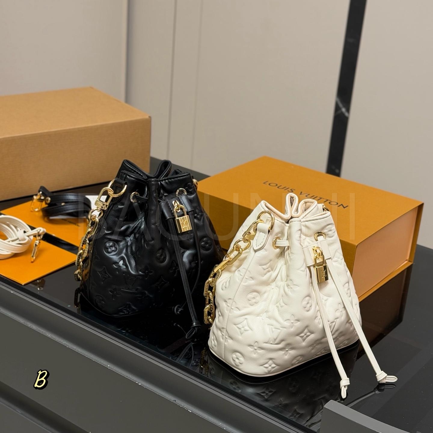 루이비통 노에 버킷 백