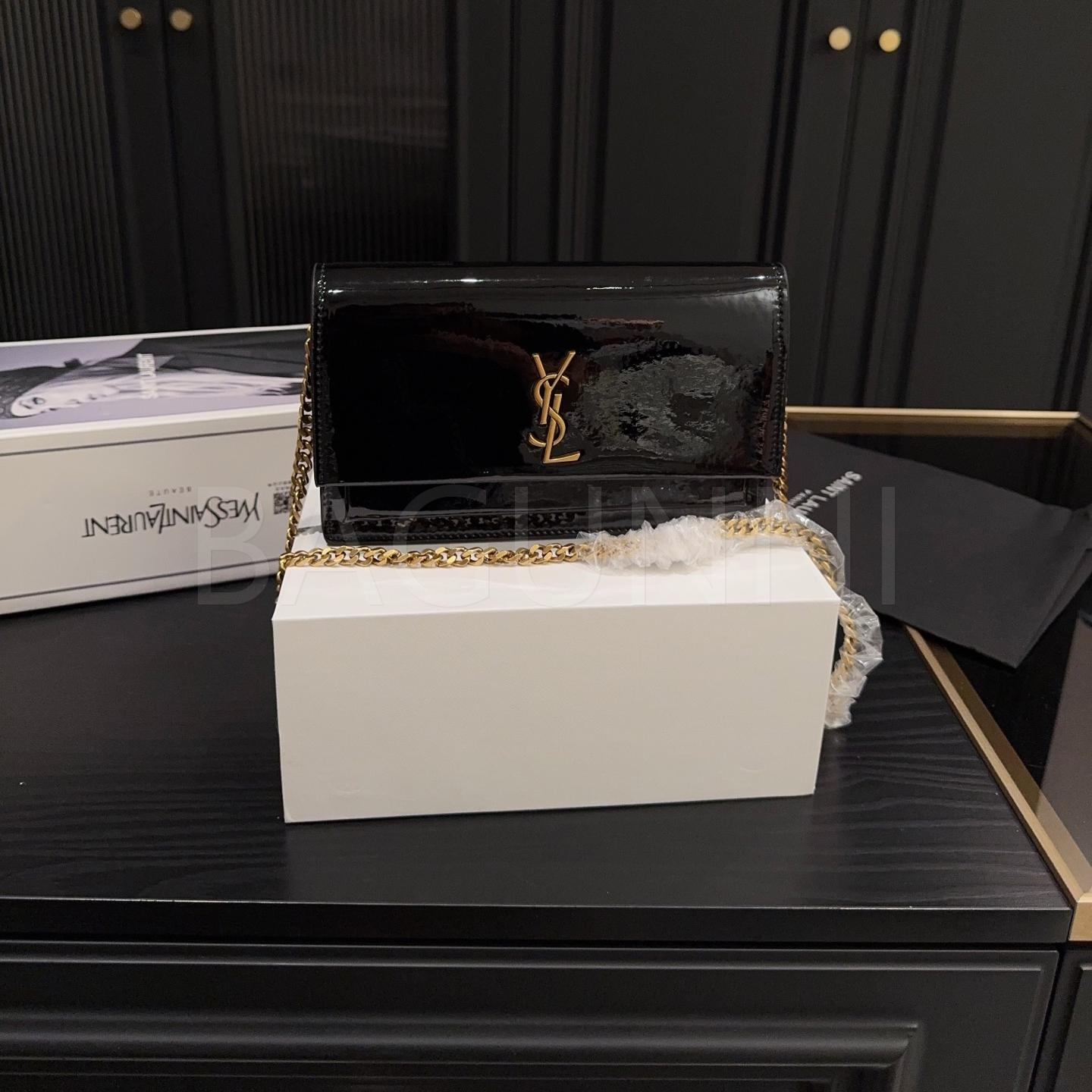 YSL 선셋 숄더백