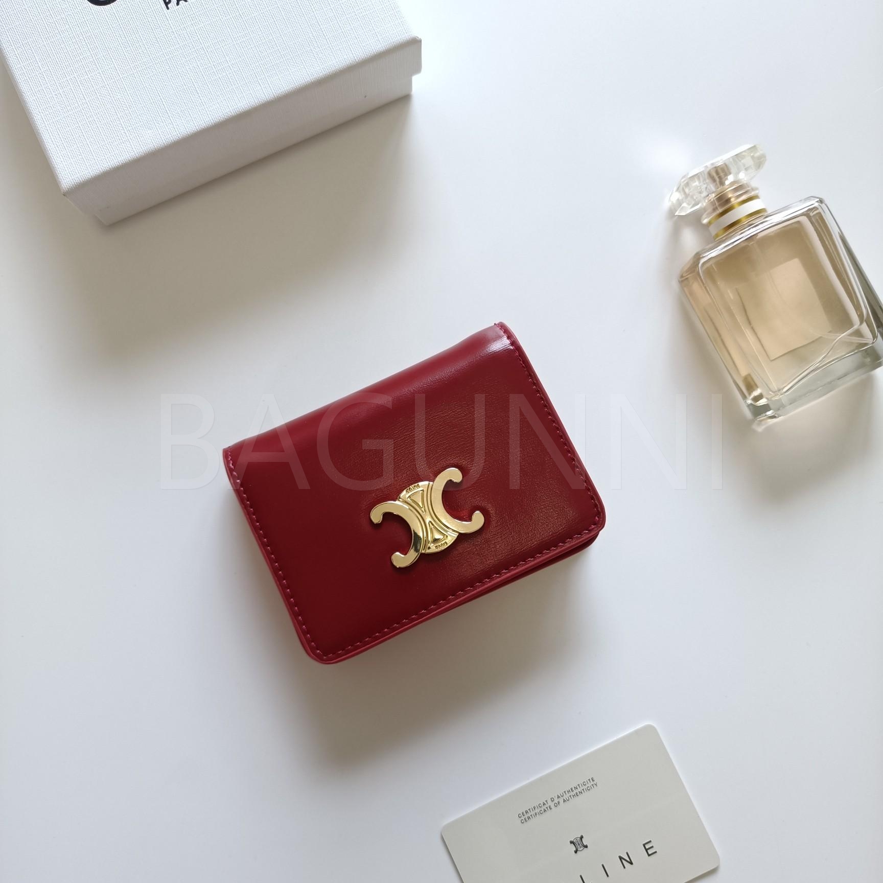 셀린느 트리옹프 지퍼 카드지갑