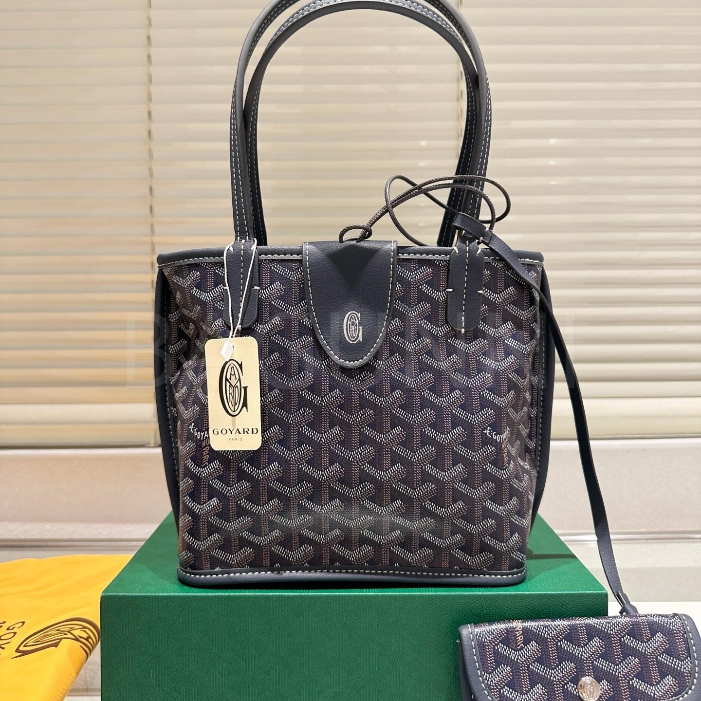 고야드 생루이 미니 쇼퍼백