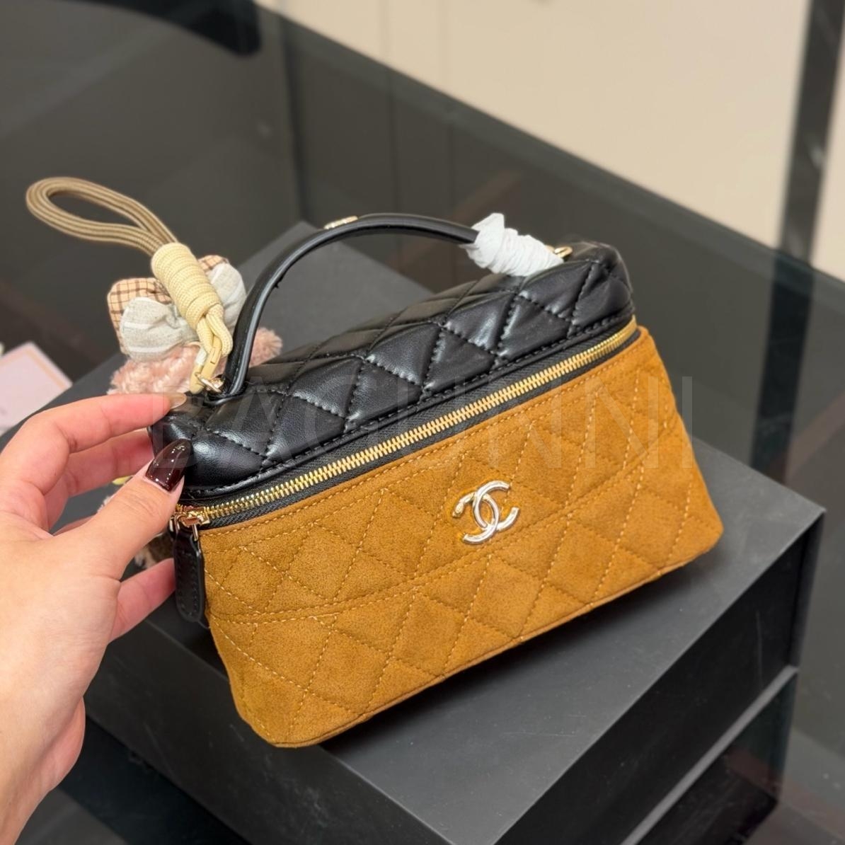 샤넬 박스 체인 백