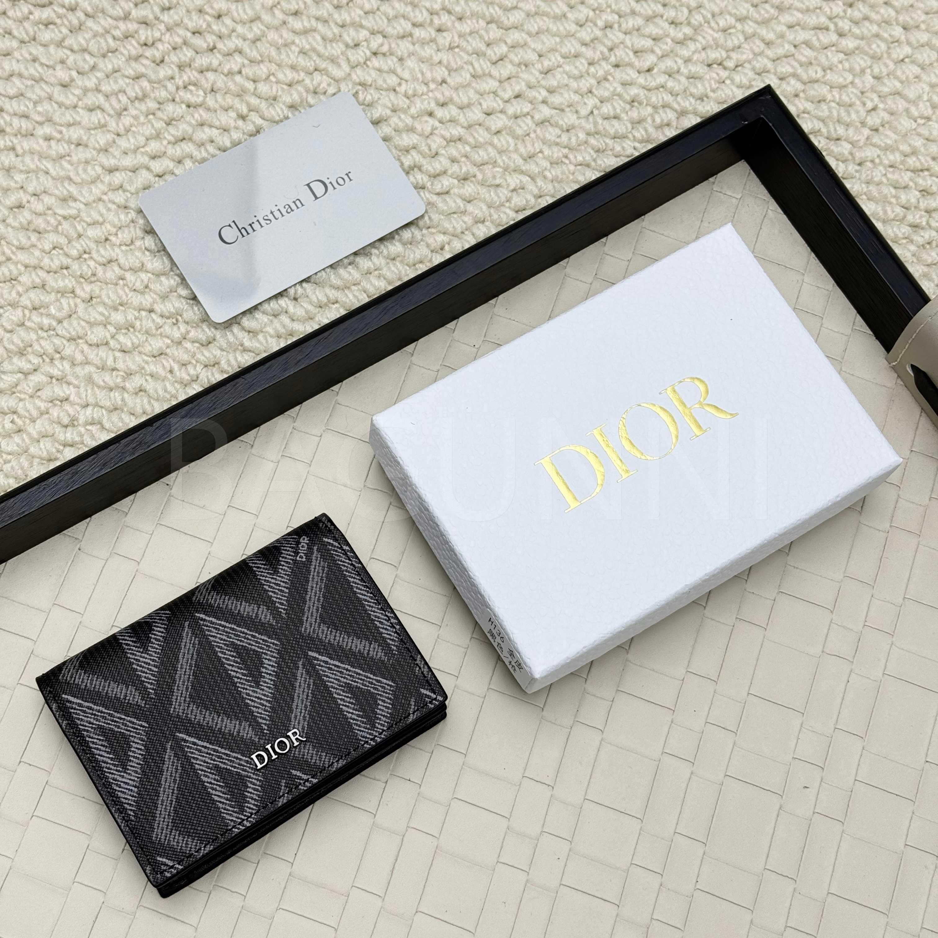 디올 CD 카드홀더