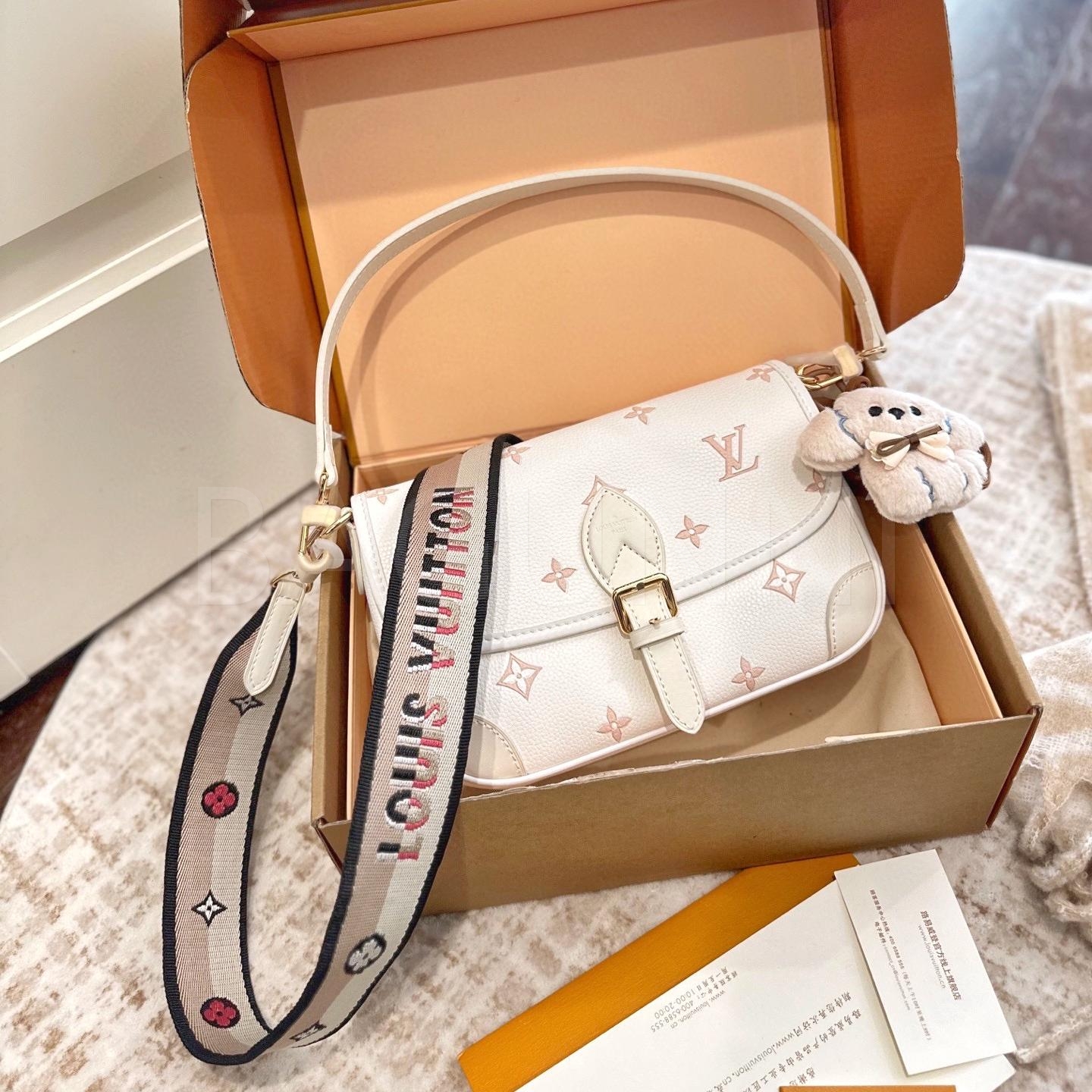 루이비통 다이앤 숄더백