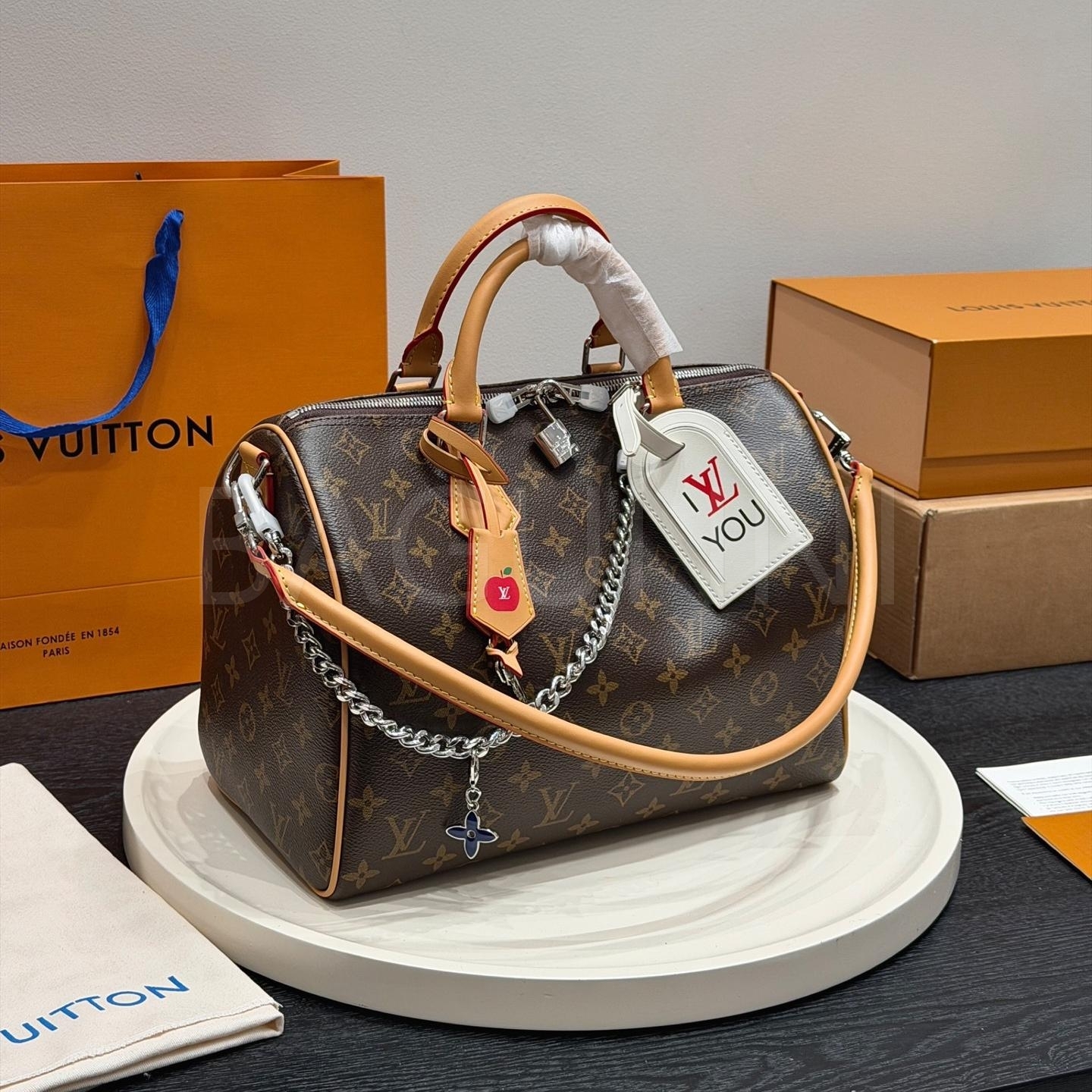 루이비통 22 보스턴백