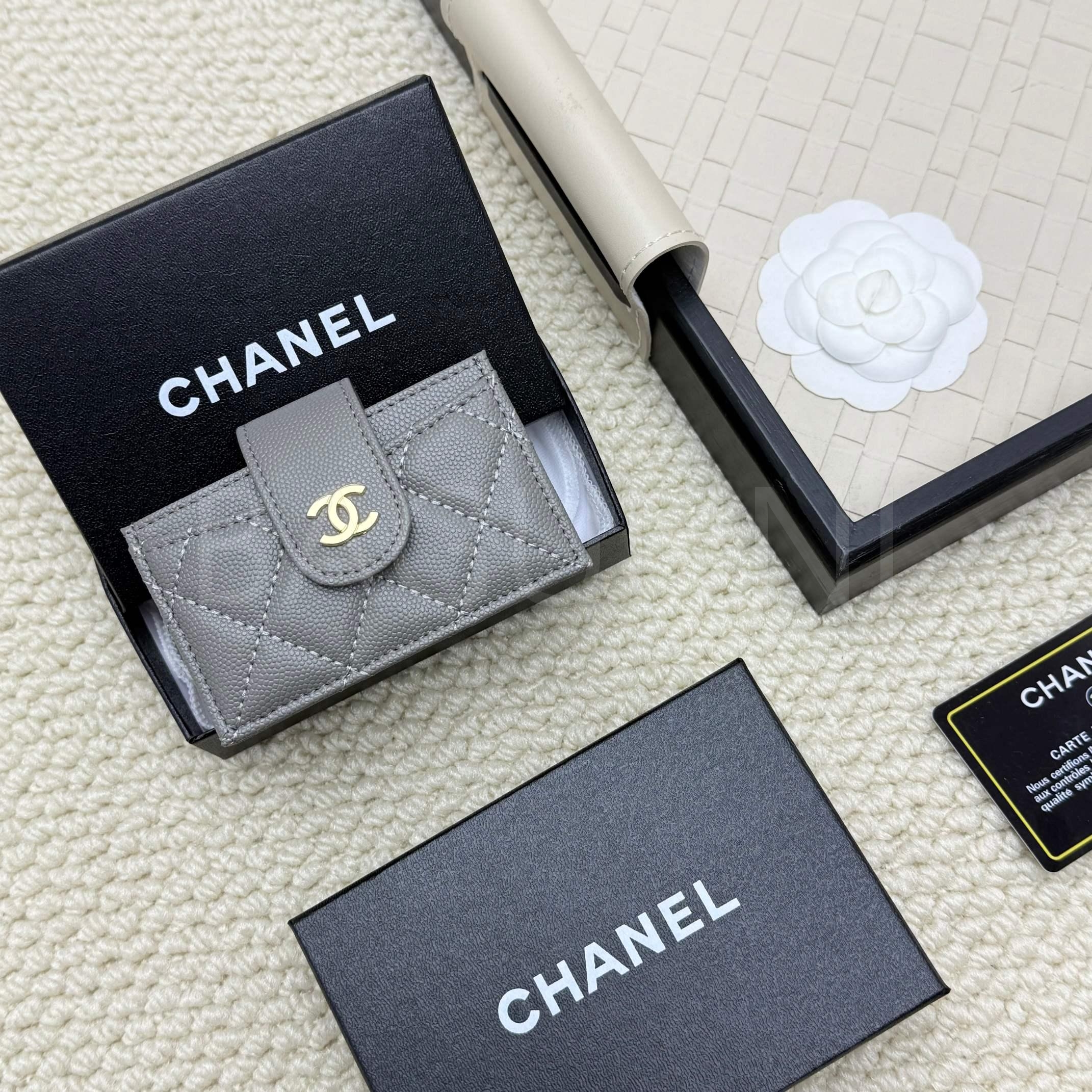 샤넬 클래식 플랩 카드지갑
