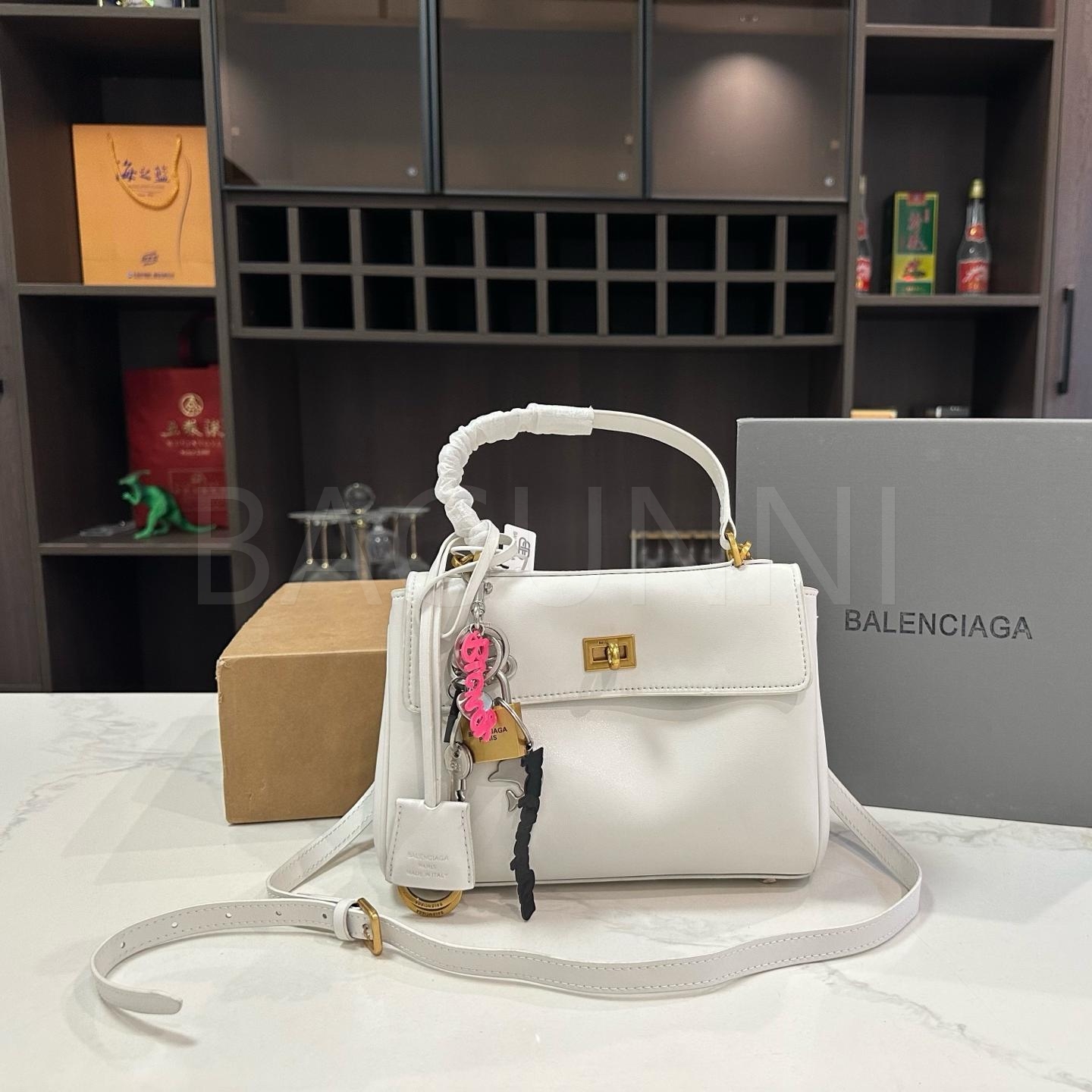 발렌시아가 로데오 숄더백