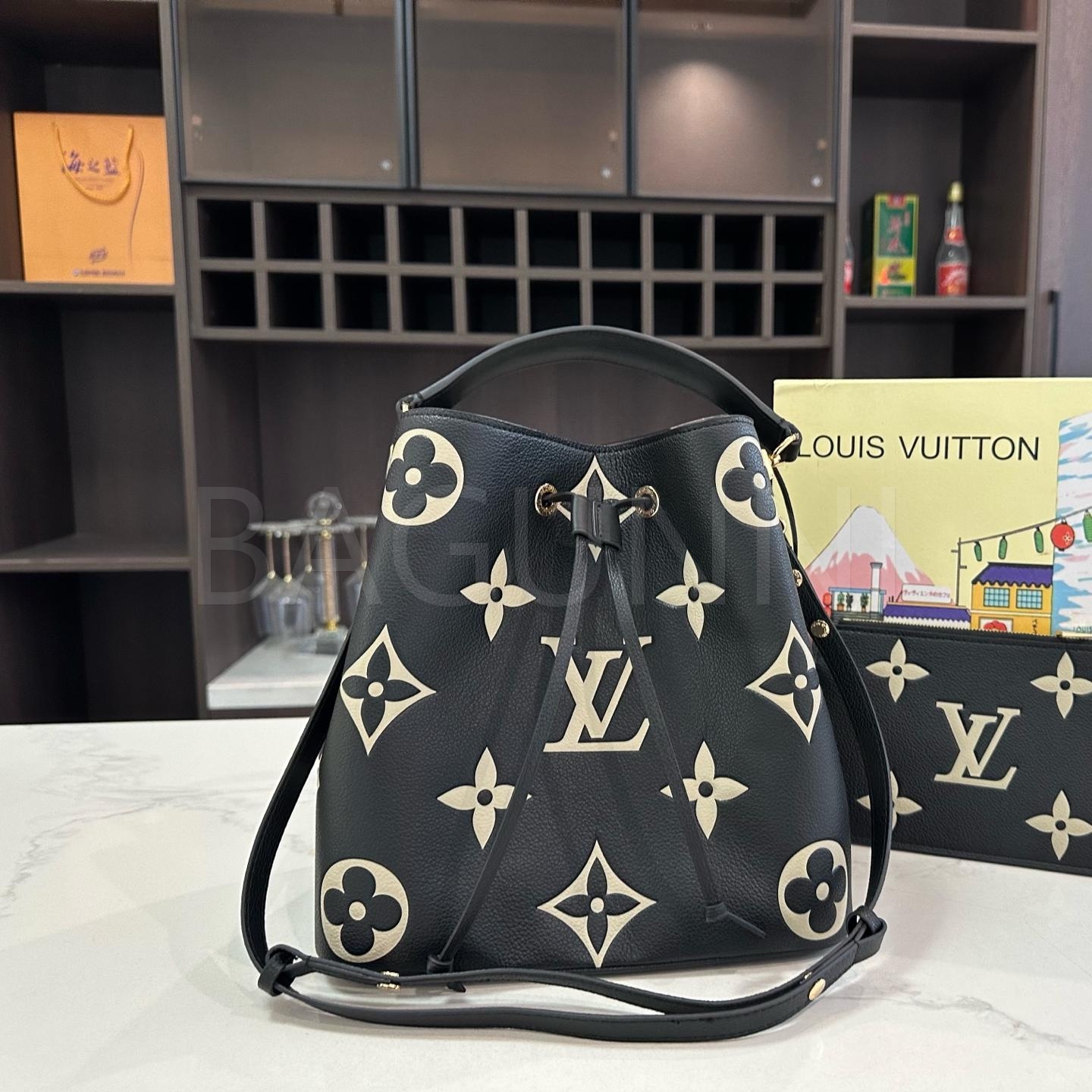 루이비통 네오노에 버킷 백