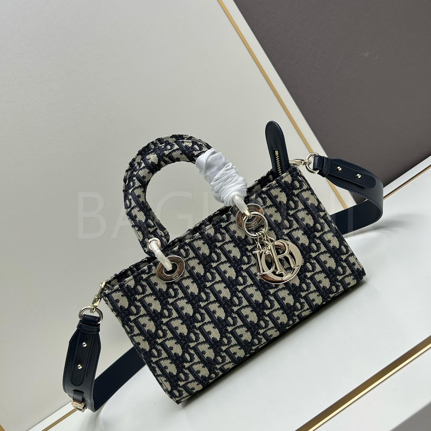 디올 레이디 디올 토트백