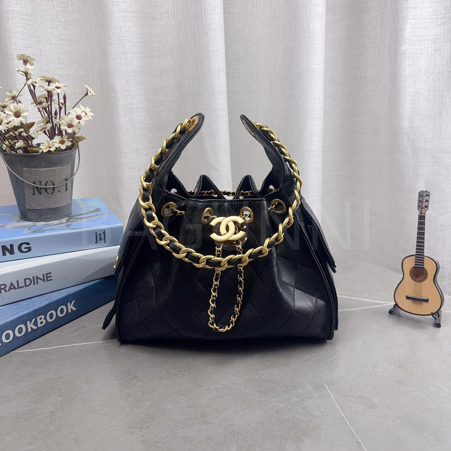 샤넬 25 호보 백