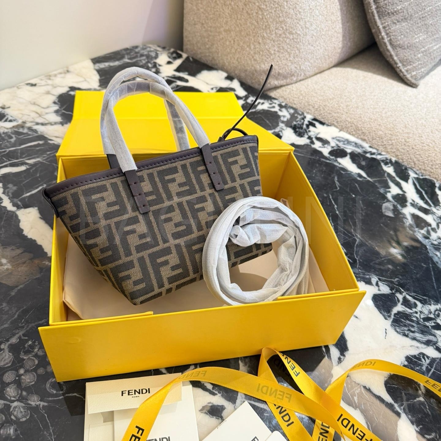 펜디 미니 롤백