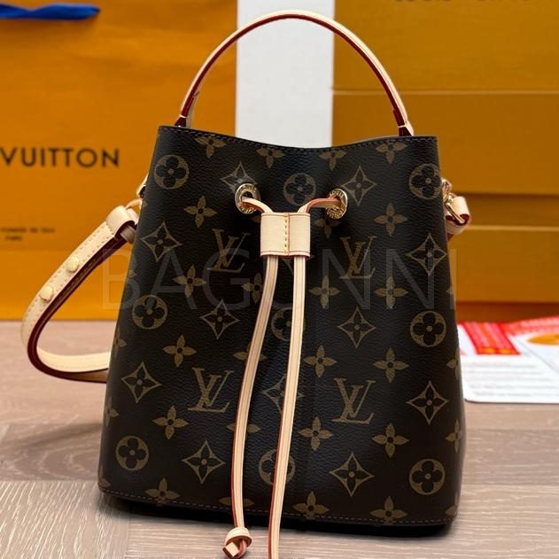 루이비통 노에 버킷 백