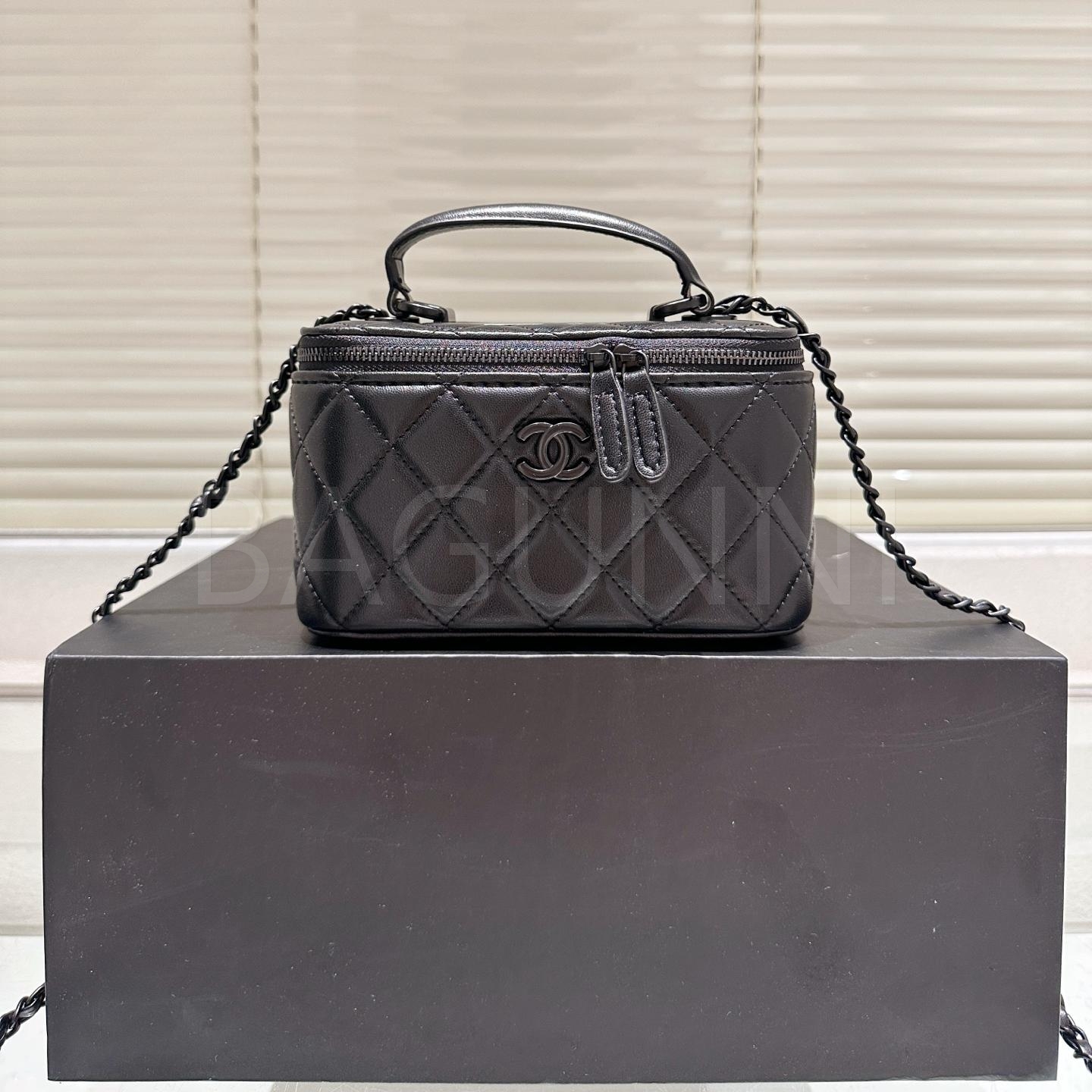 샤넬 코스메틱 케이스