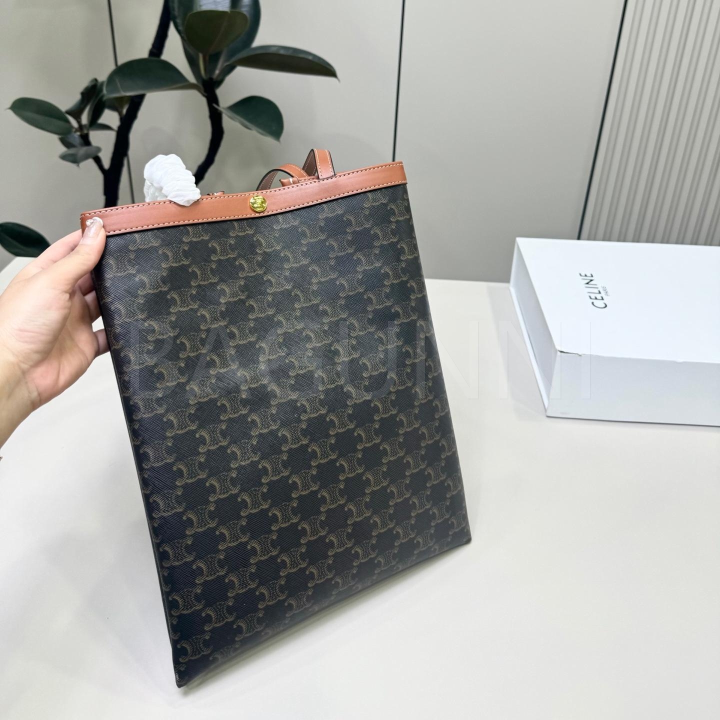 셀린느 플랫 쇼퍼