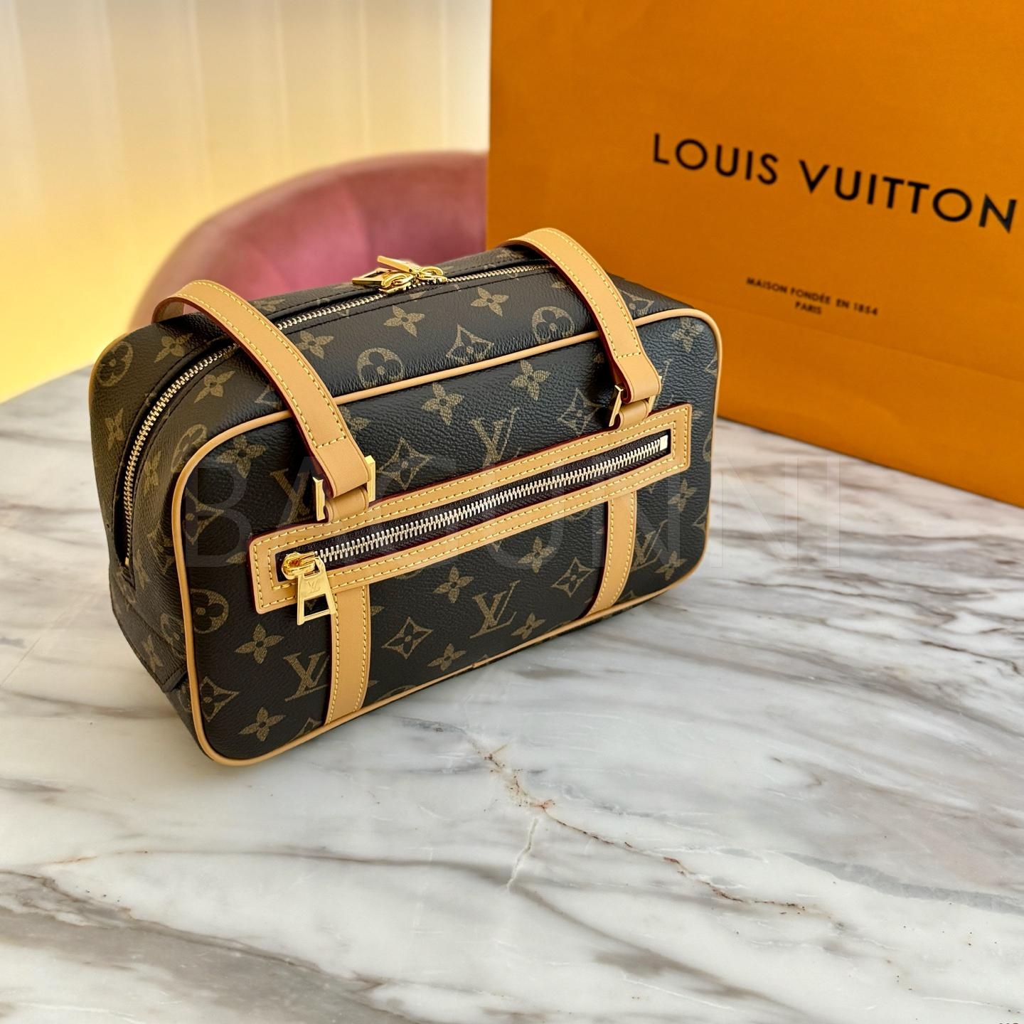 루이비통 시테 숄더백