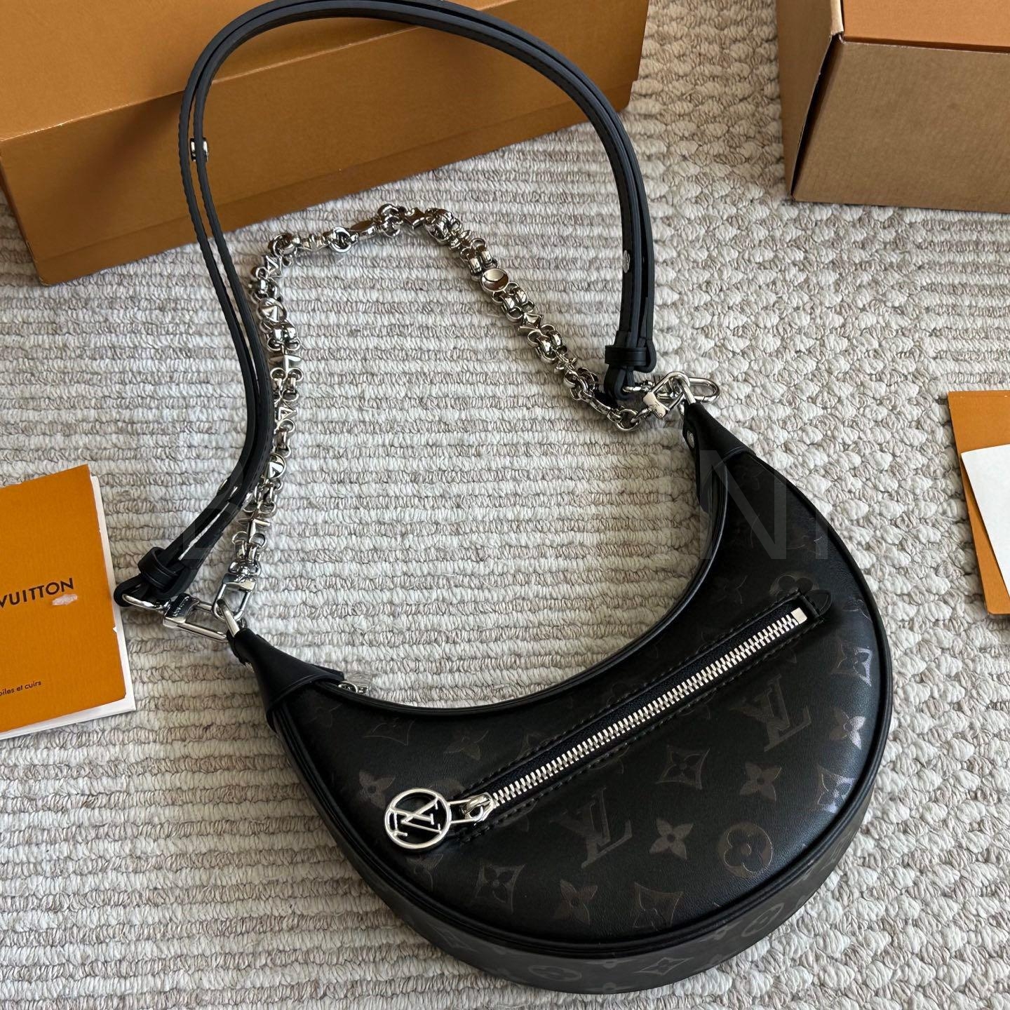 루이비통 루프 숄더백