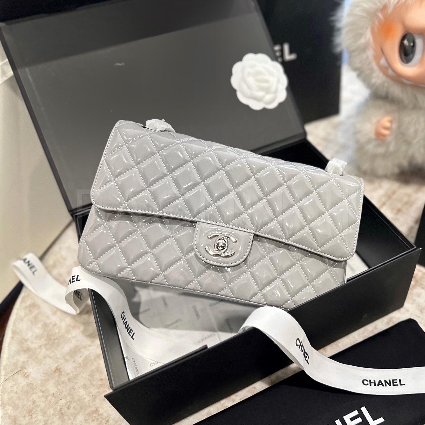 샤넬 클래식 플랩 백