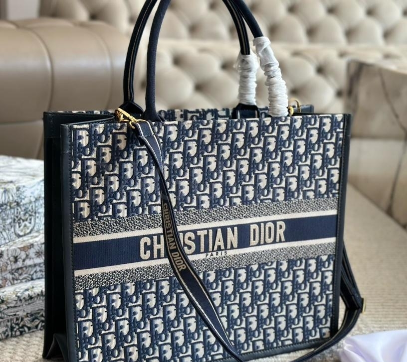 디올 라지 쇼퍼백