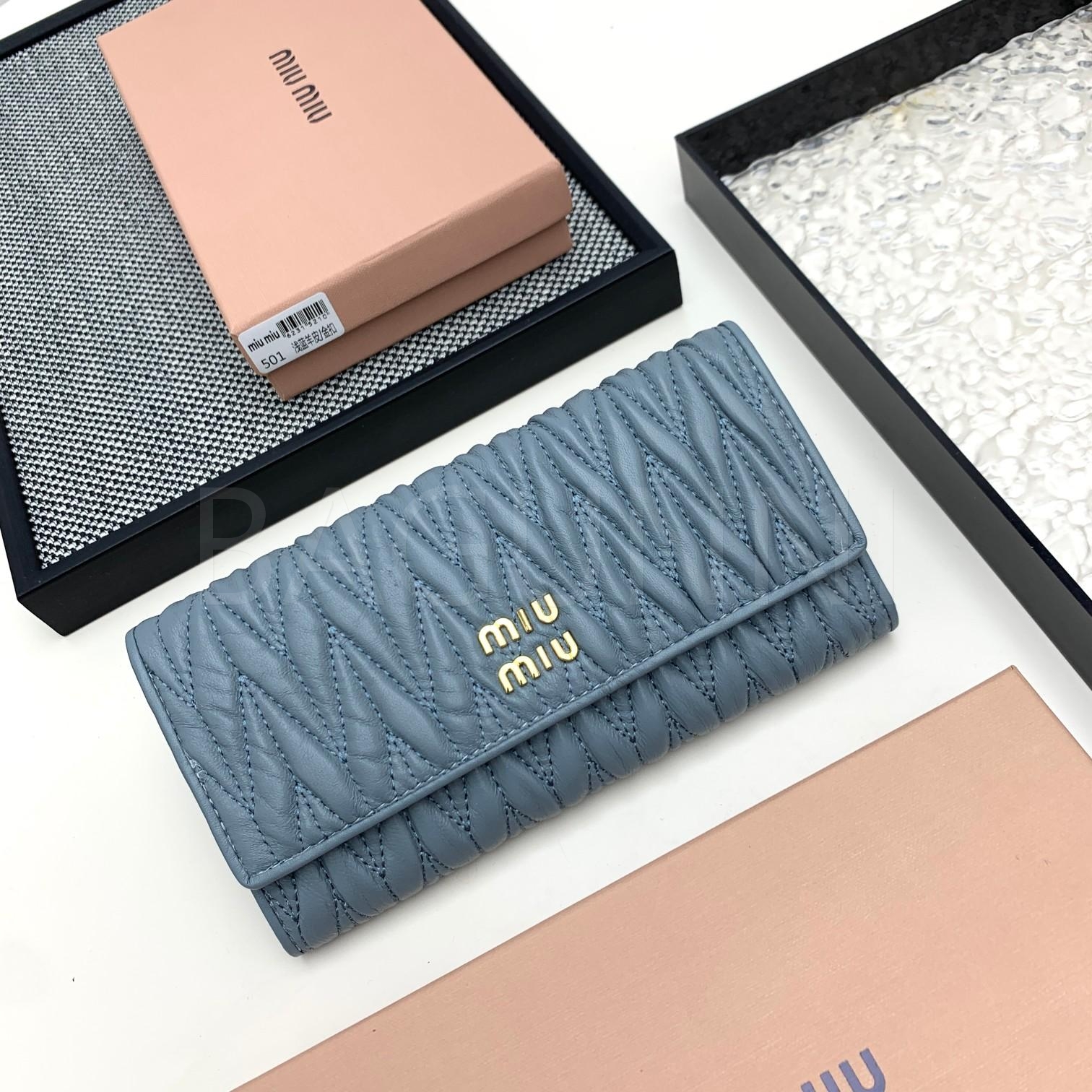 미우미우 지퍼 카드지갑