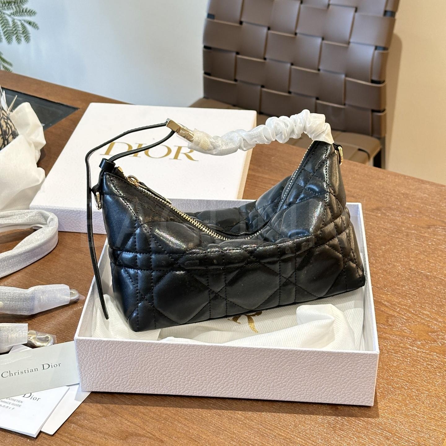 디올 레더 박스백