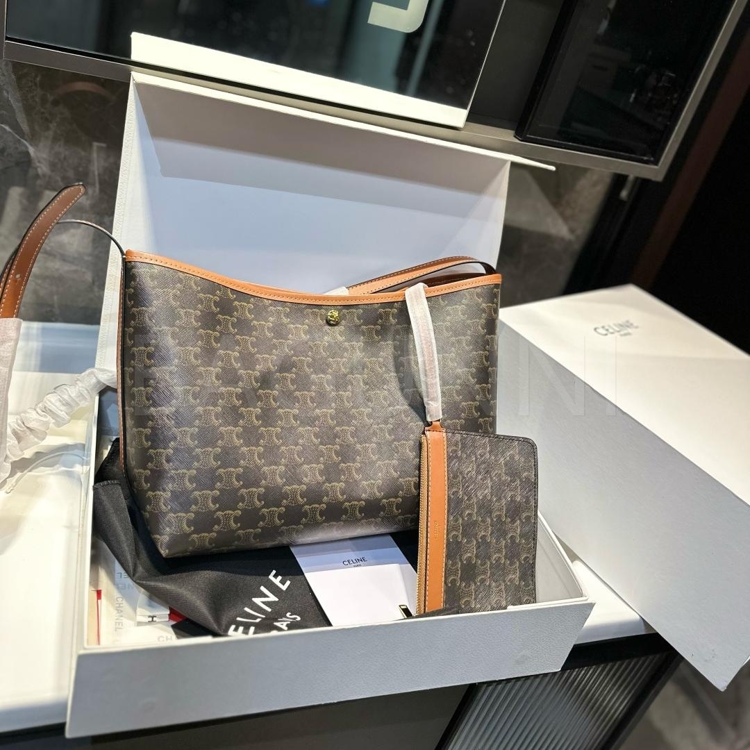 셀린느 트리옹프 숄더백