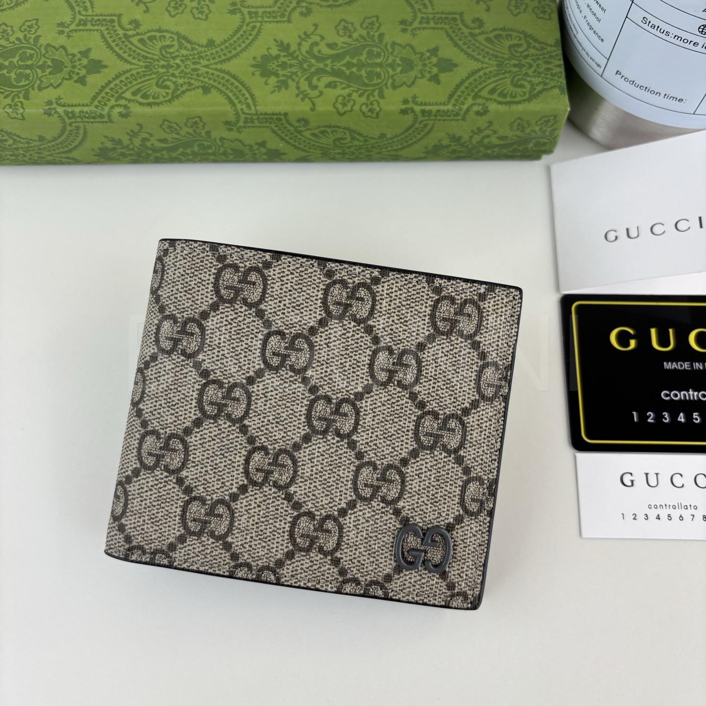 구찌 GG 수프림 반지갑