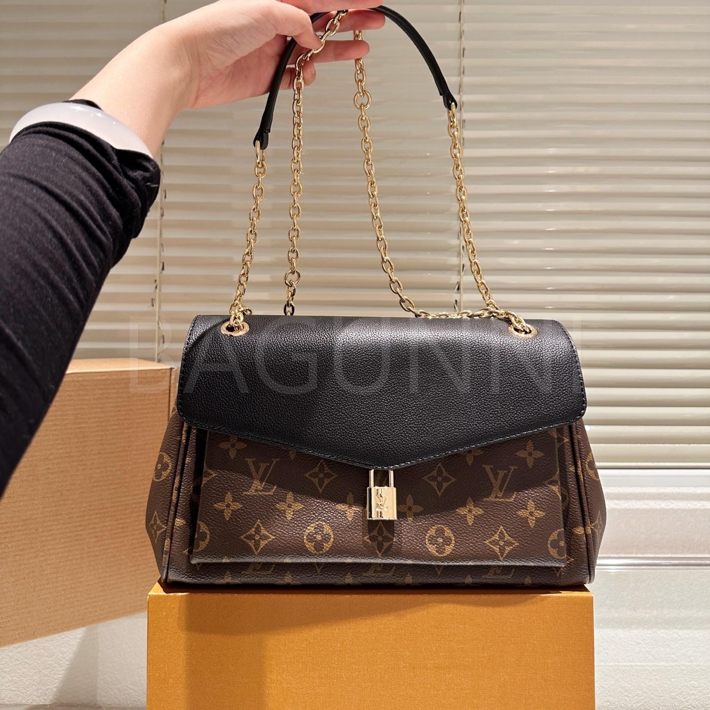 루이비통 탑핸들백