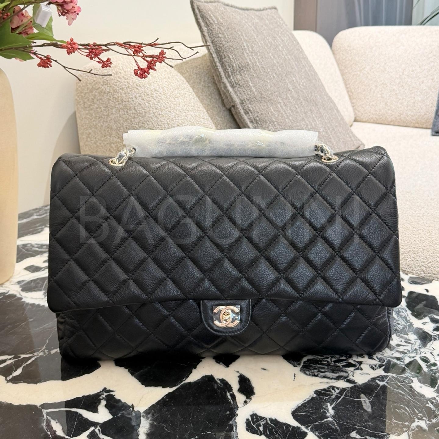 샤넬 클래식 플랩 토트백