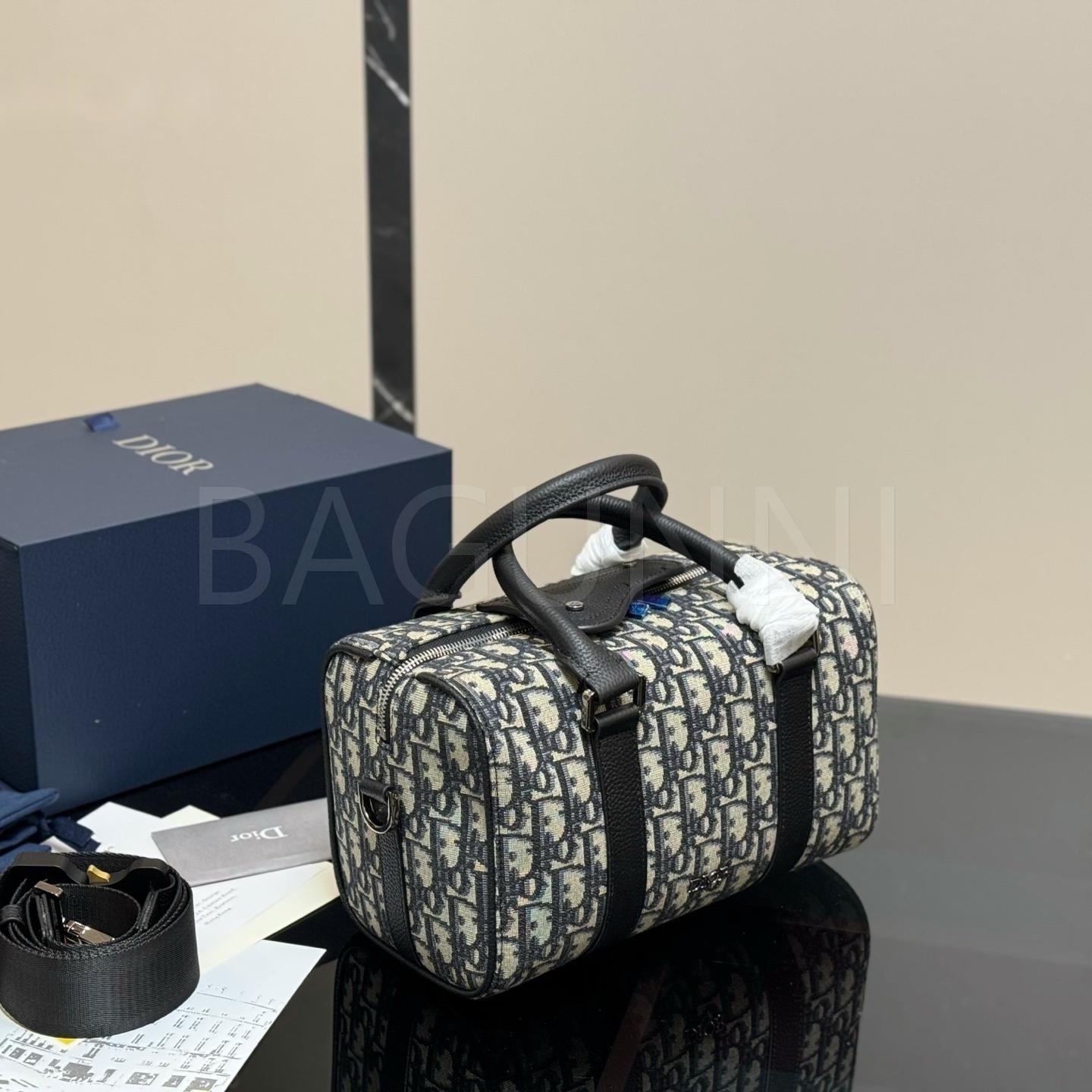 디올 보스턴백