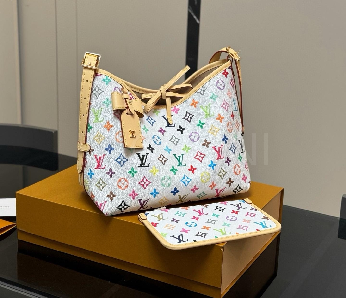 루이비통 캐리올 보우 가방