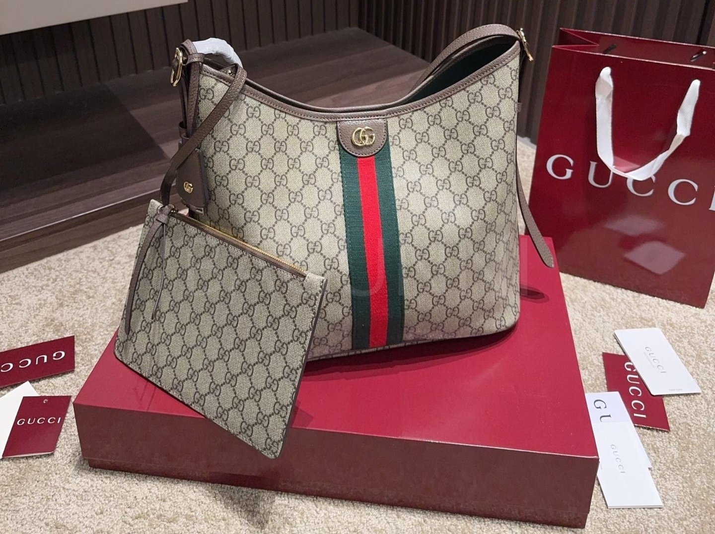 구찌 오피디아 버킷백