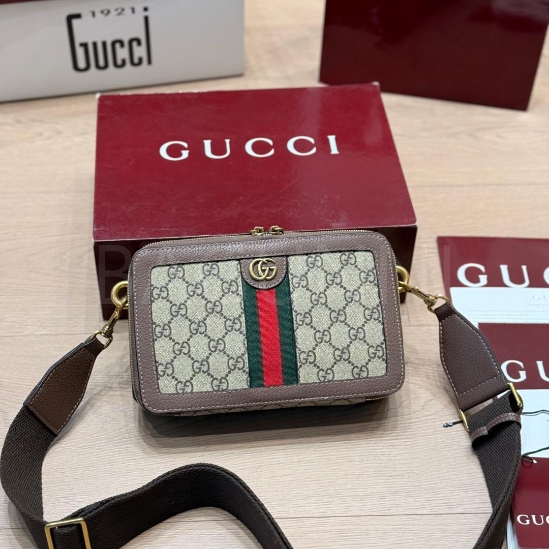 구찌 오피디아 카메라백