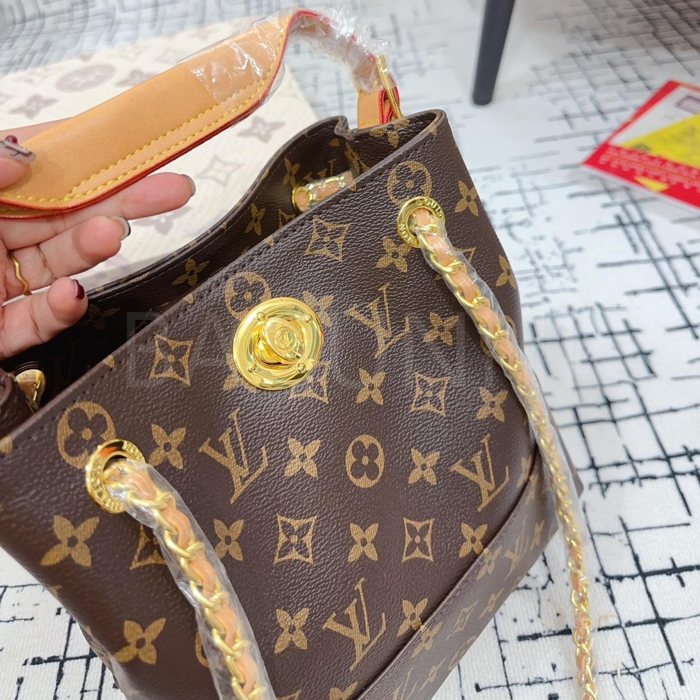 루이비통 패치워크 토트백