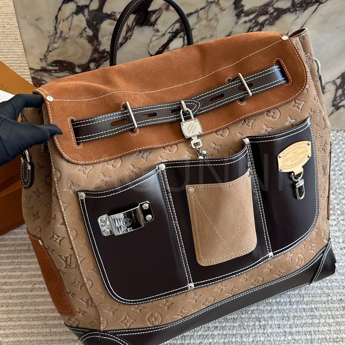 루이비통 스티머 멀티 포켓 백팩