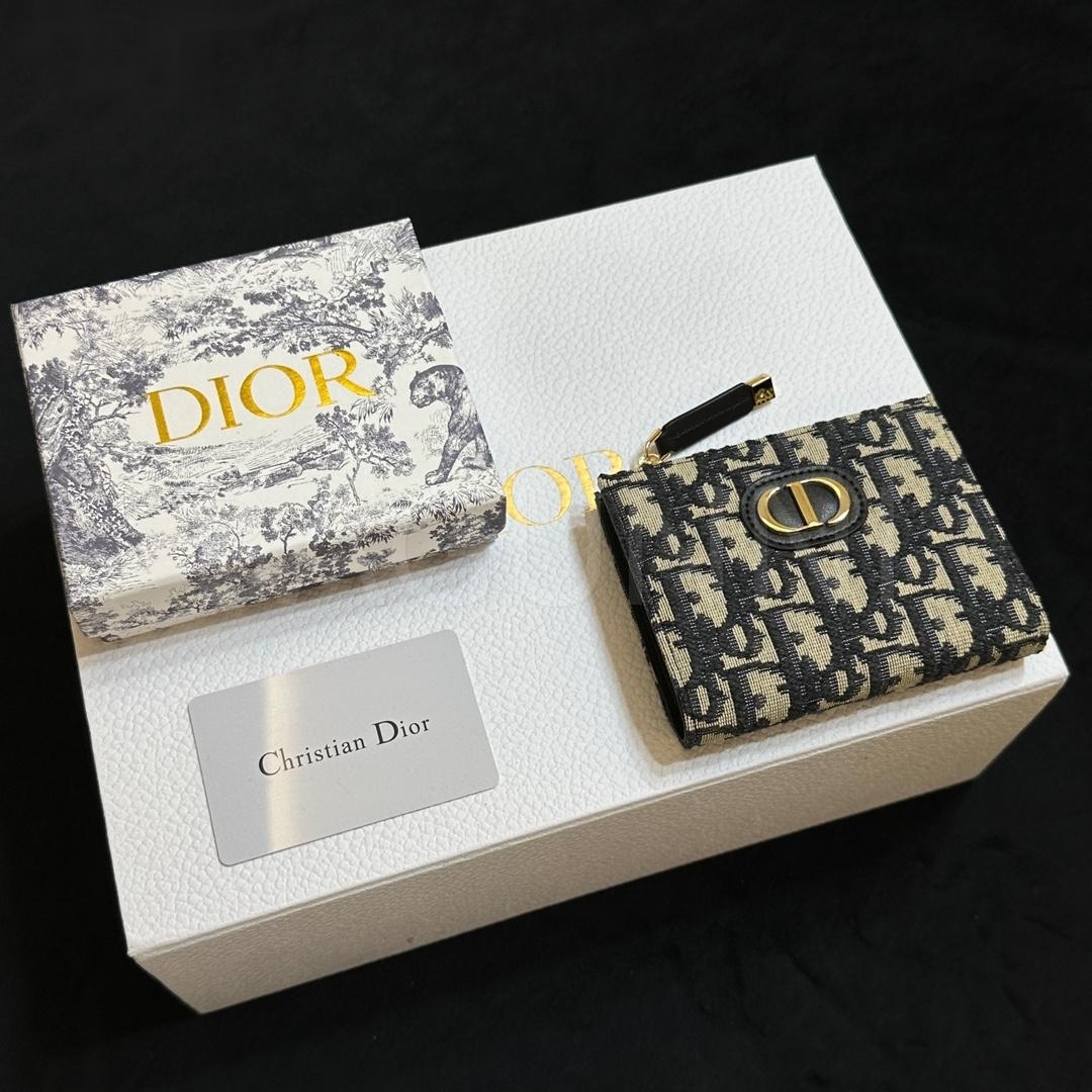 디올 카로 카드지갑