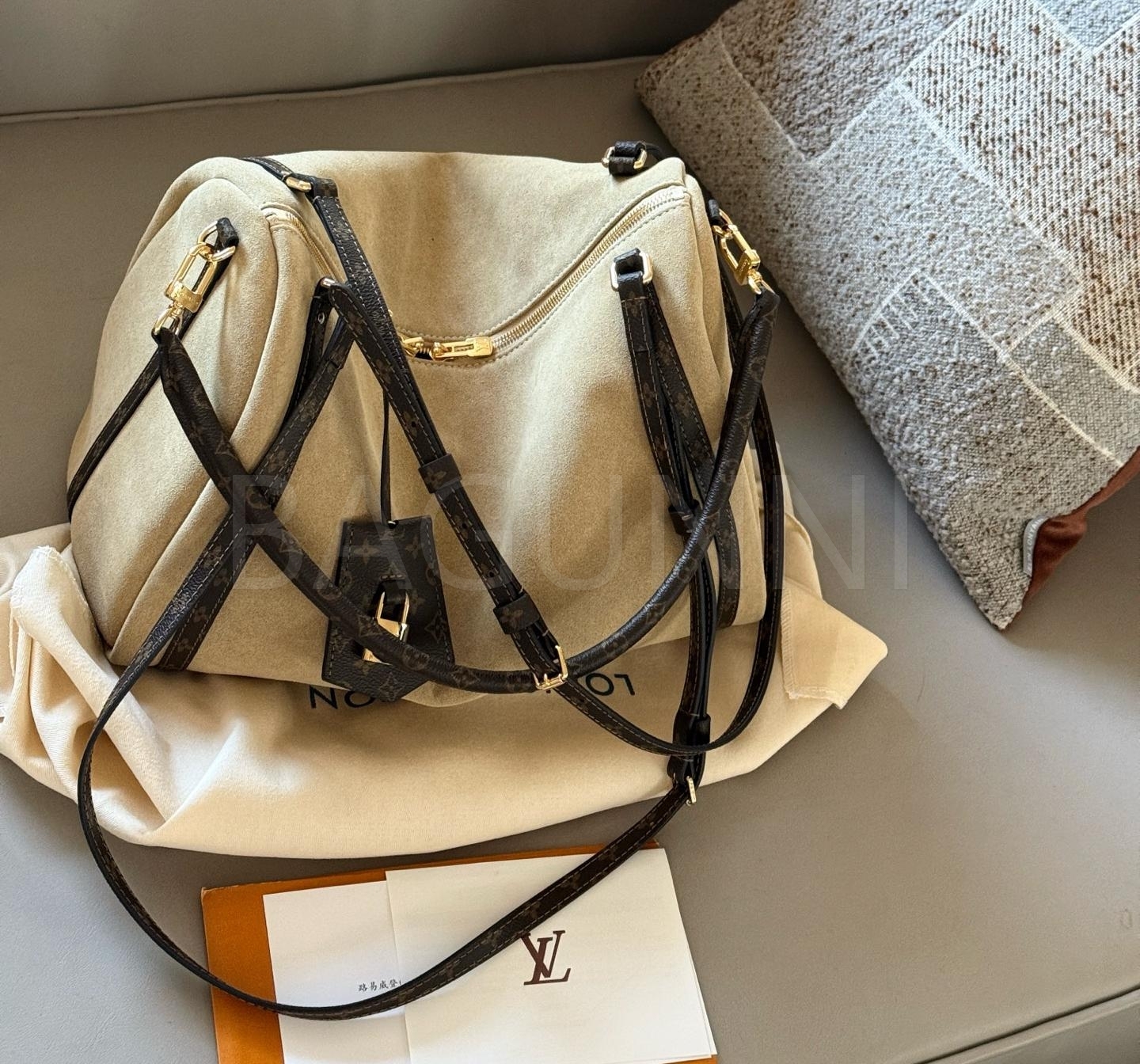 루이비통 익스프레스 보스턴백