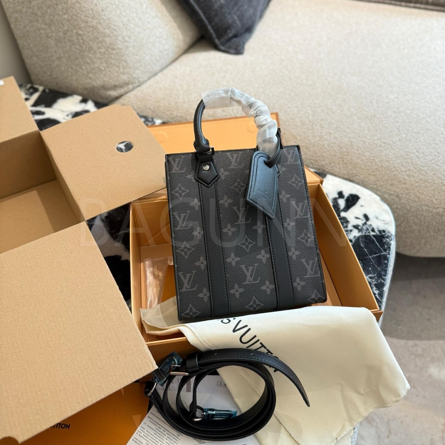 루이비통 사크 플라 토트백