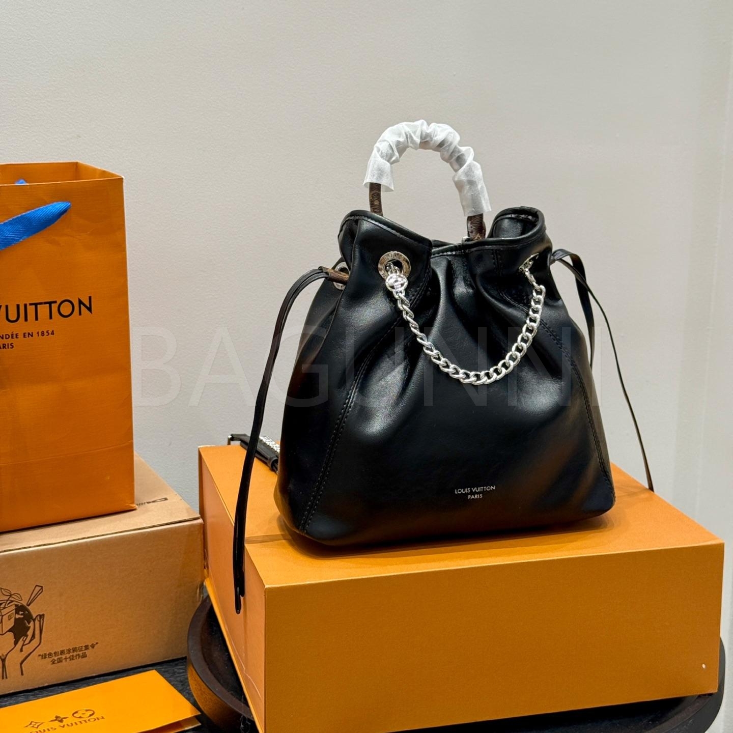 루이비통 오프 듀티 백팩