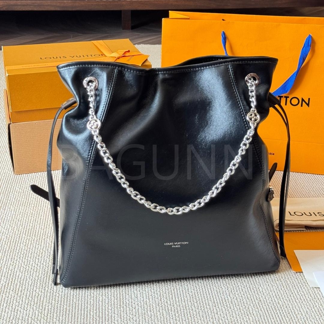 루이비통 오프 듀티 백팩