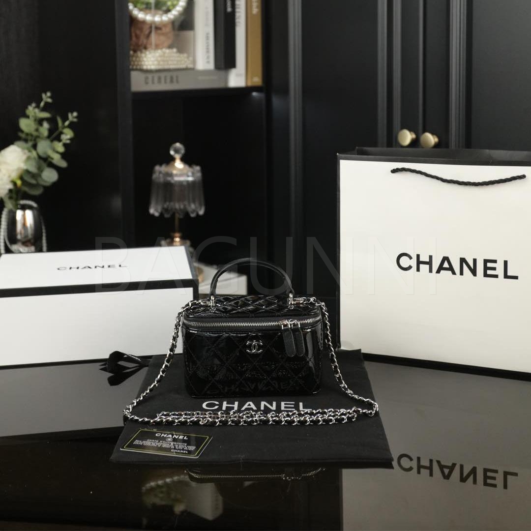 샤넬 코스메틱 케이스