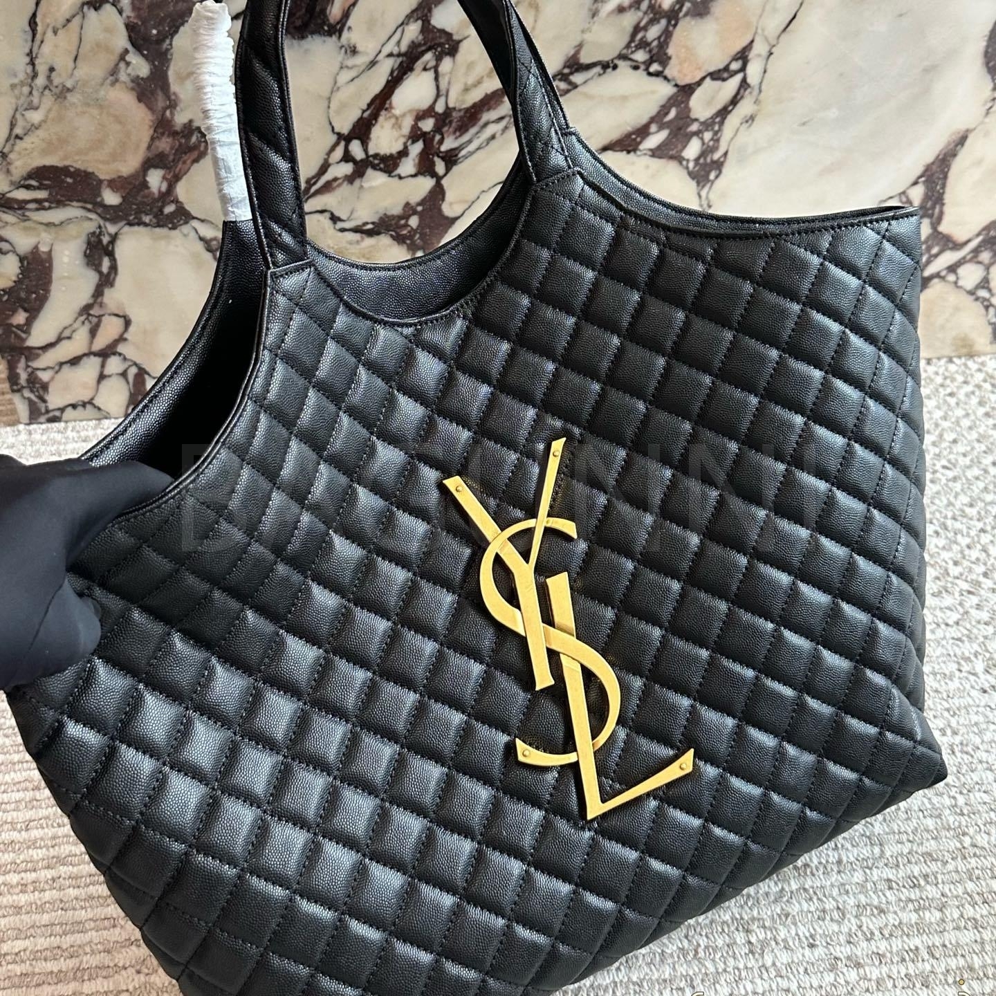 YSL 이카레 맥시 쇼퍼백