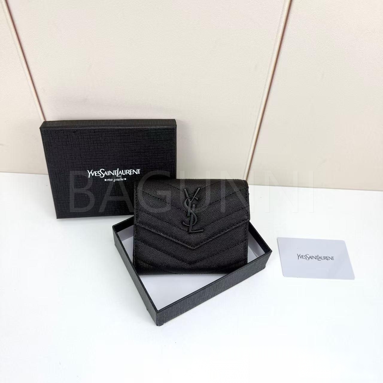 YSL 플랩 카드지갑