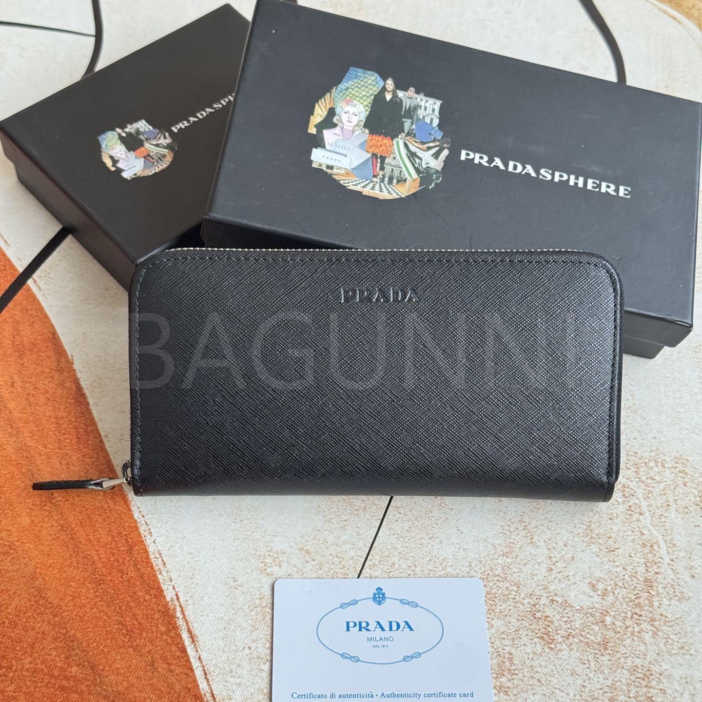 프라다 사피아노 지퍼 장지갑