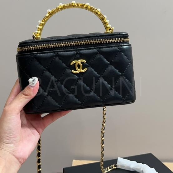 샤넬 탑핸들 박스 백