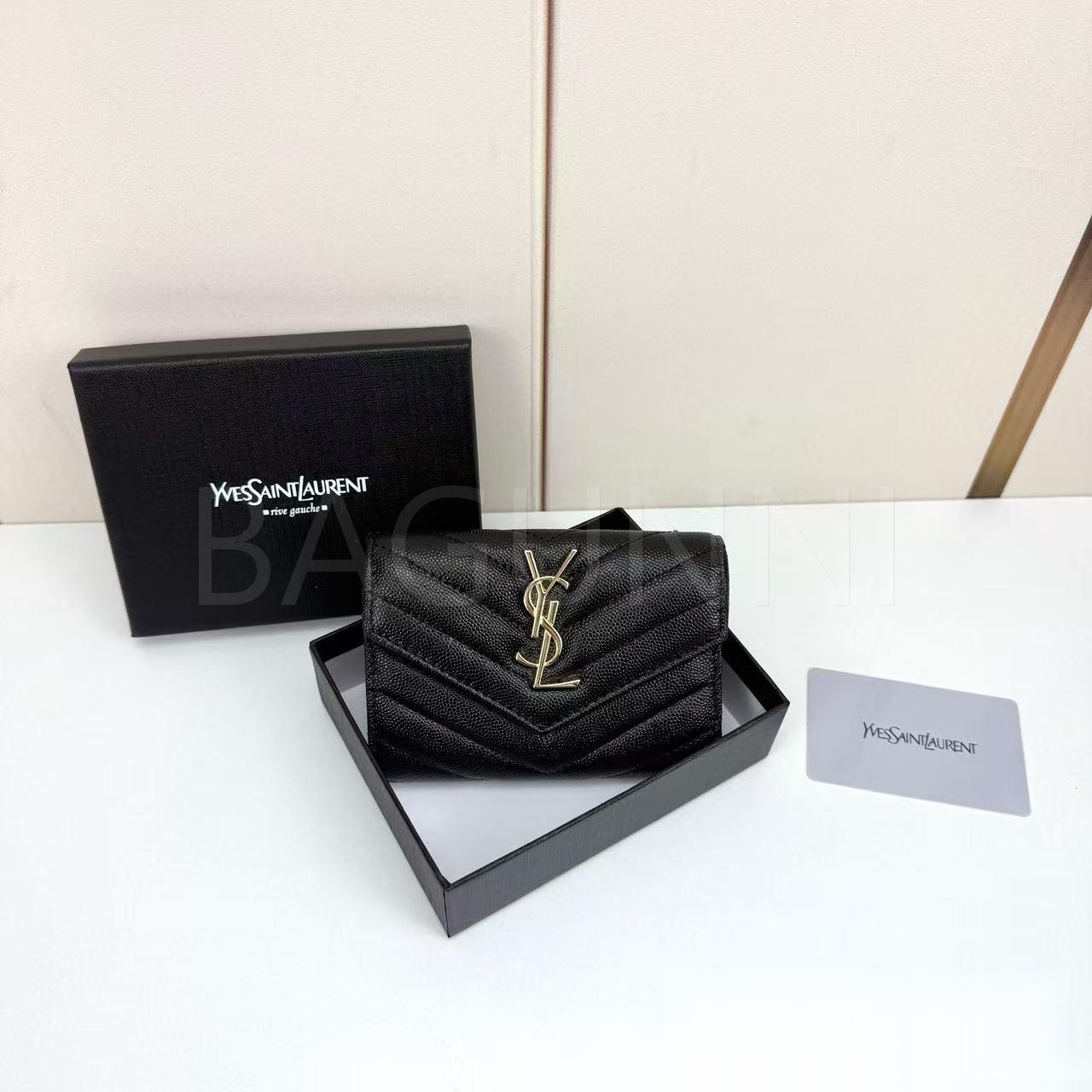 YSL 플랩 카드지갑