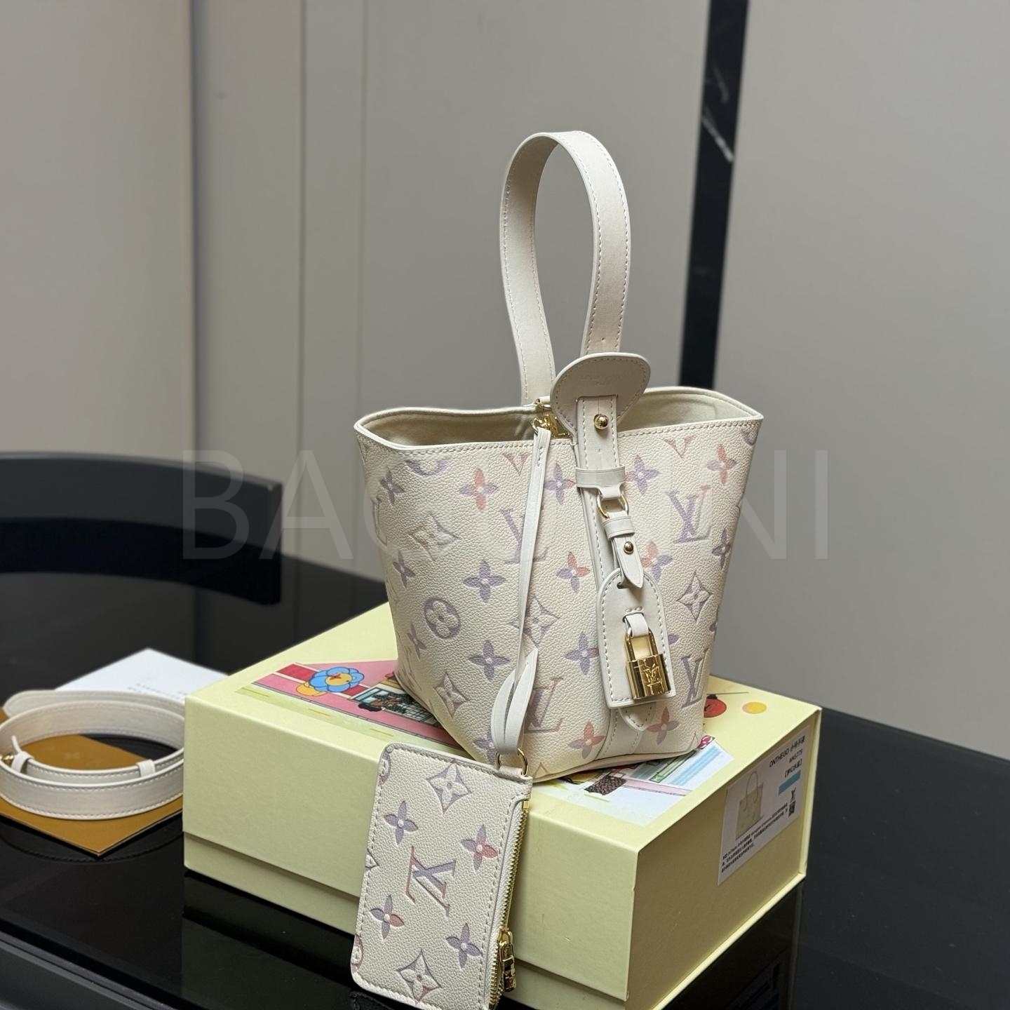 루이비통 노에 버킷 백