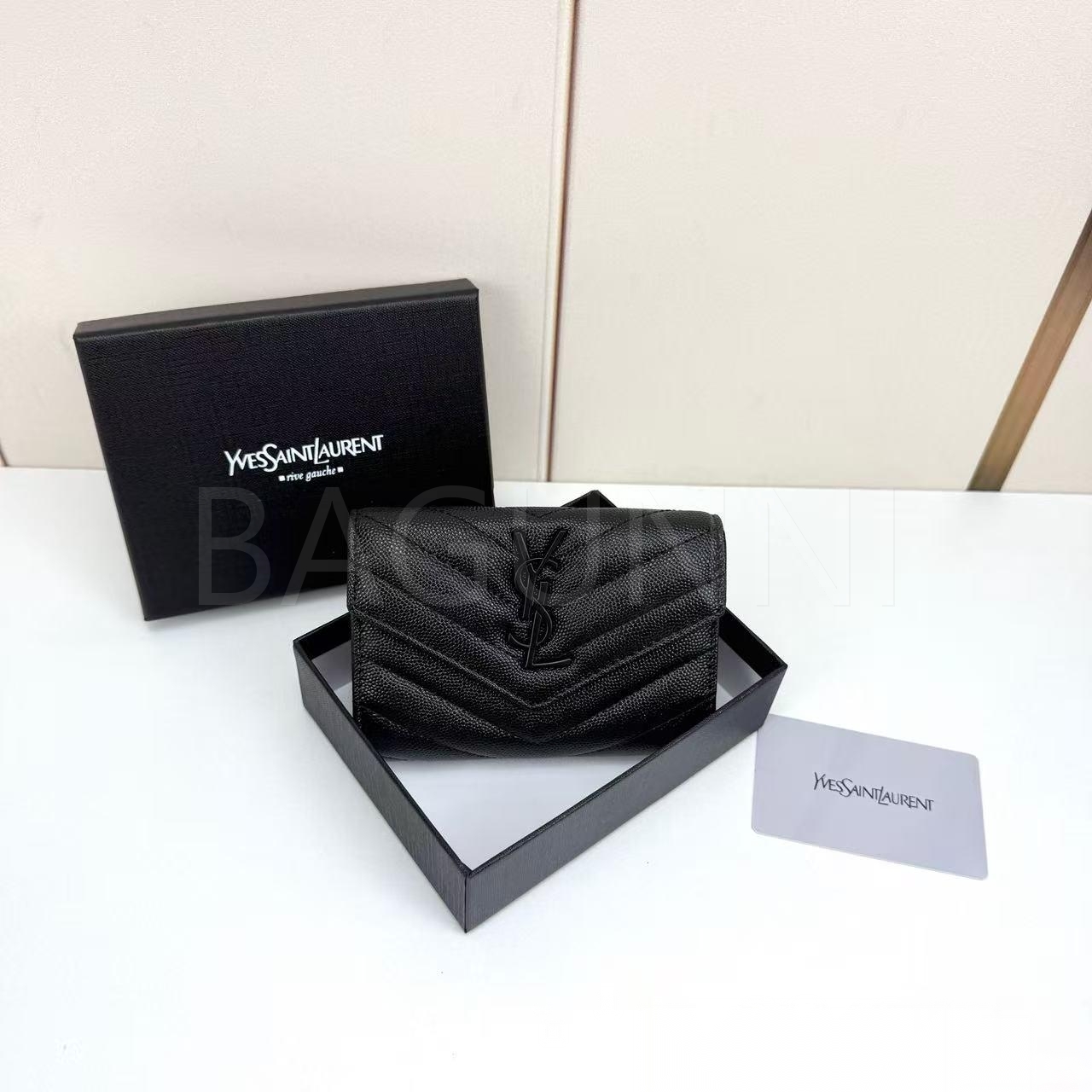 YSL 플랩 카드지갑