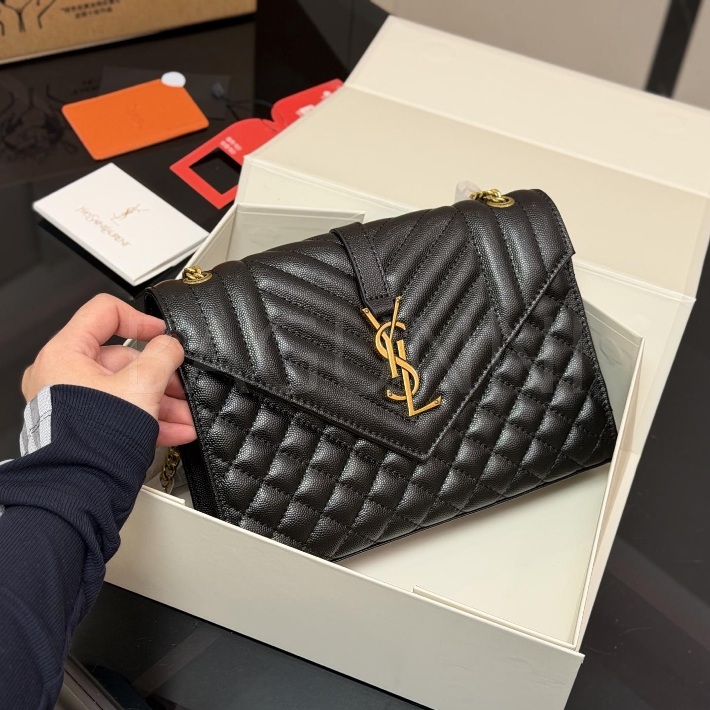 YSL 퀼팅 백